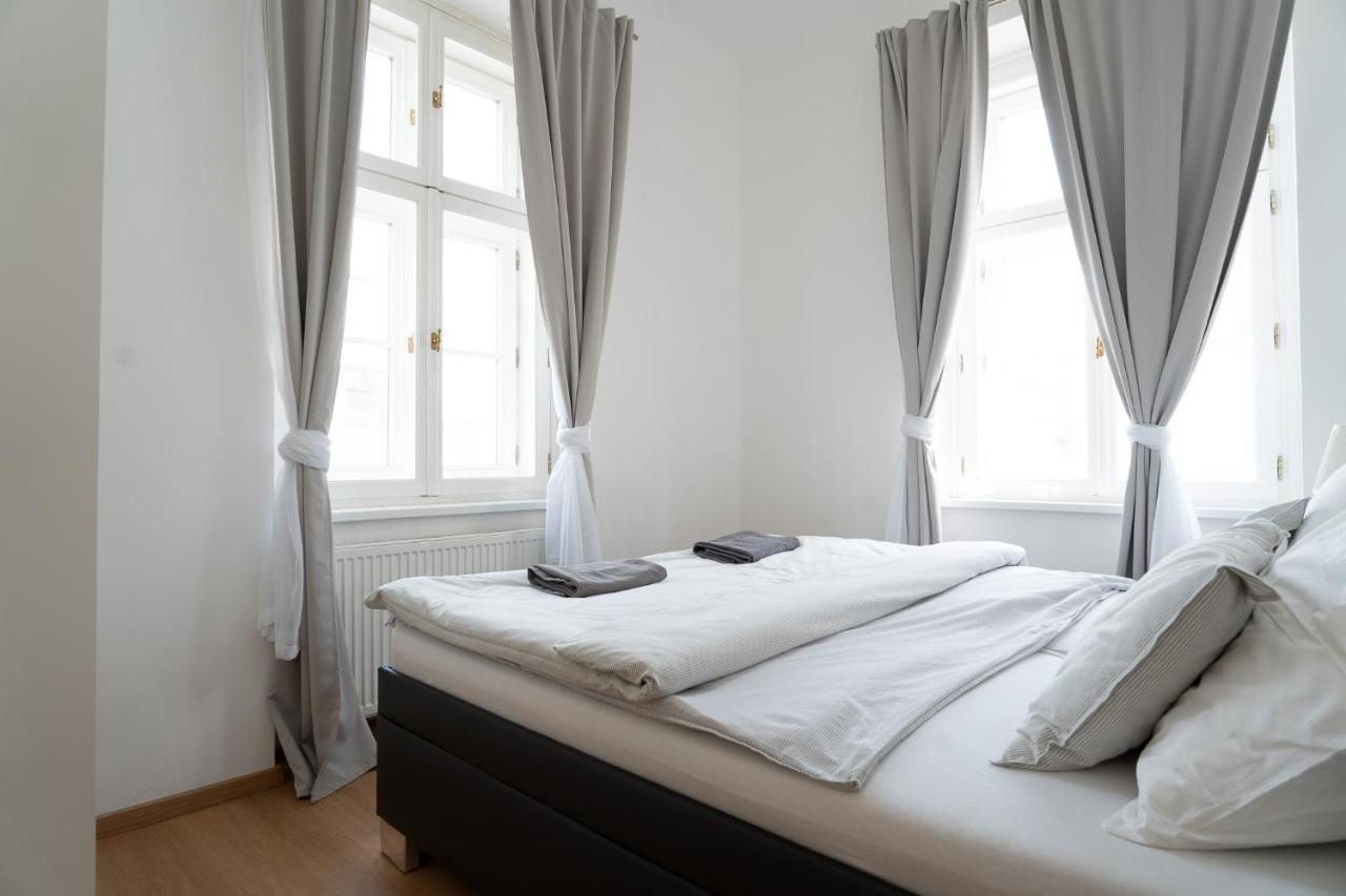 The Dante Prague - Family And Friends Apartments Exteriör bild