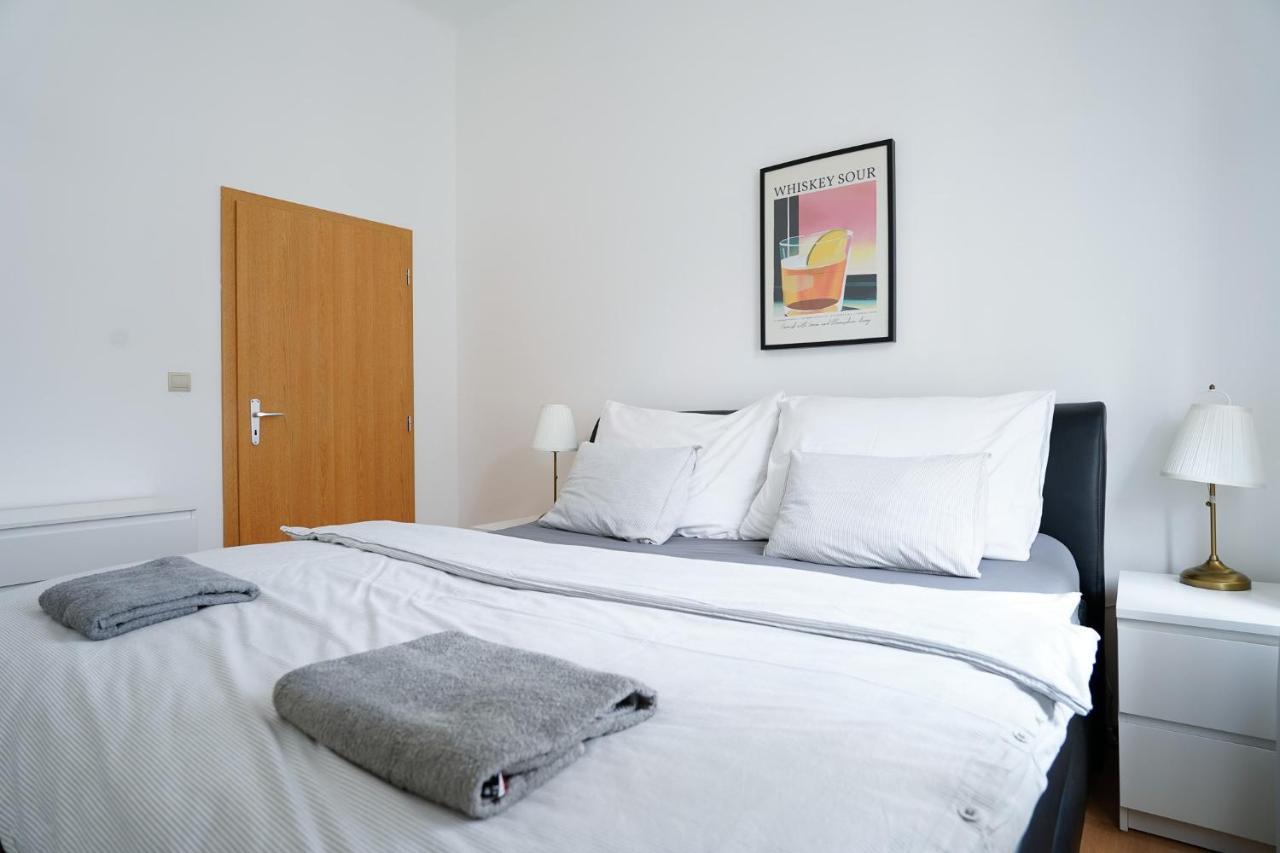 The Dante Prague - Family And Friends Apartments Exteriör bild