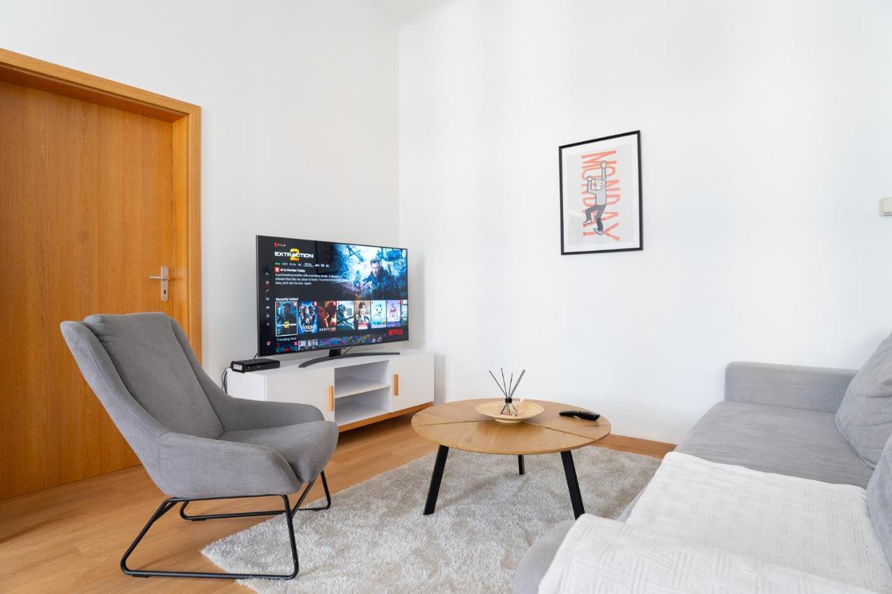 The Dante Prague - Family And Friends Apartments Exteriör bild