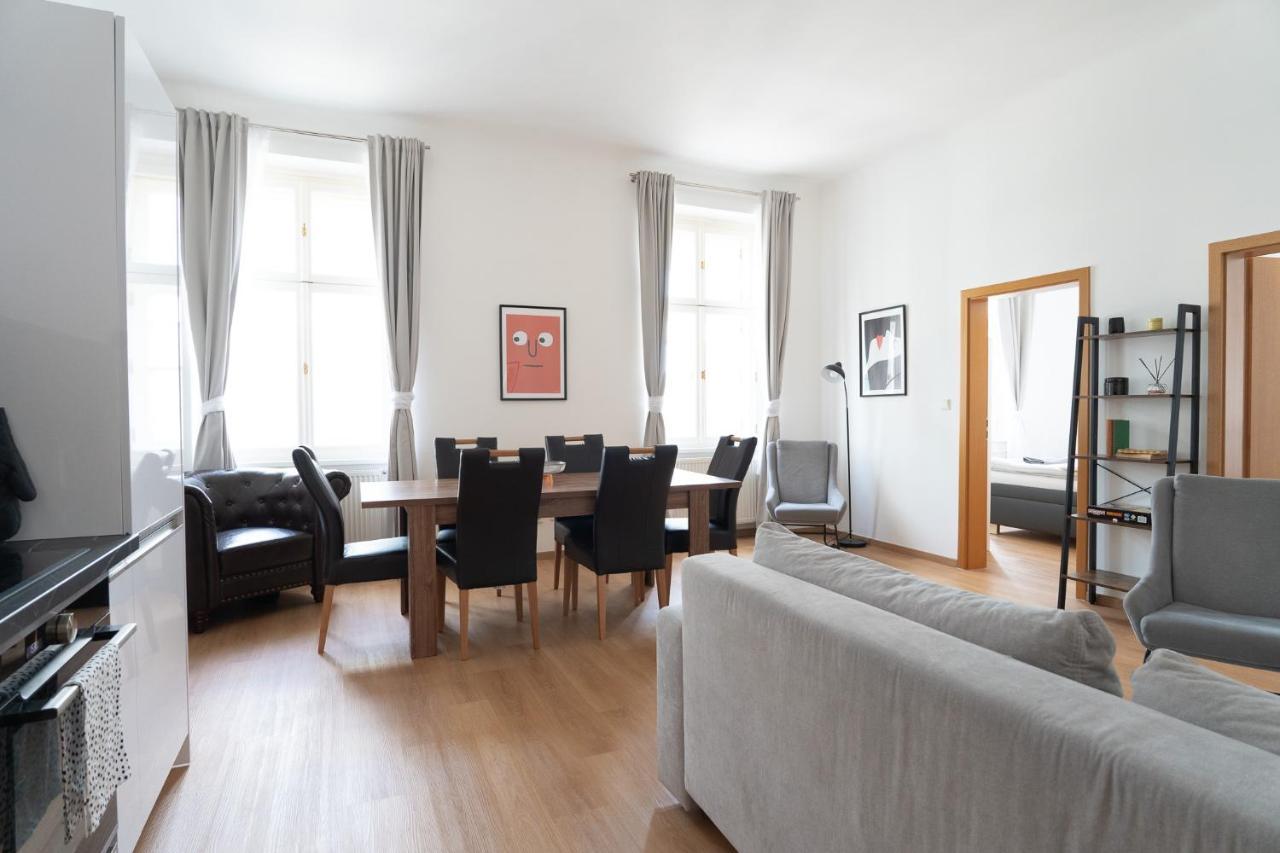 The Dante Prague - Family And Friends Apartments Exteriör bild